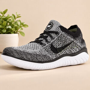 NWT Nike Women’s Free RN Flyknit 2018 Running Shoes Black Size 6 (BB)